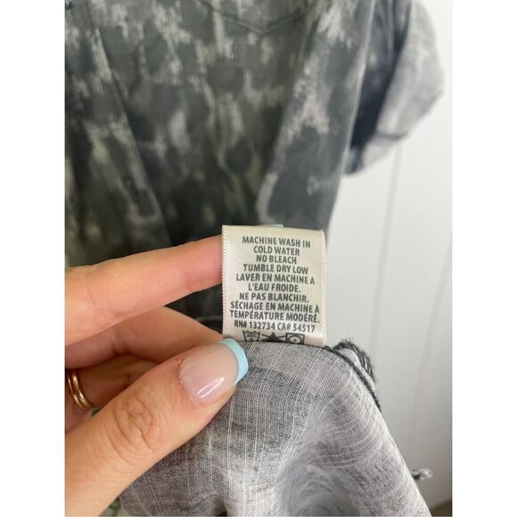 Bella Dahl Button-Down Grey Camo Dress Mini Size M - Picture 10 of 11